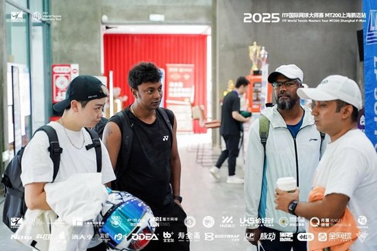 因为b体育官网下载这个网站非常地受到大家的喜爱展示图片